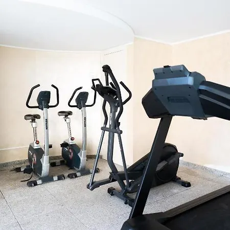 Victoria Bilocale Centro Citta E Vista Mare アパート マントン